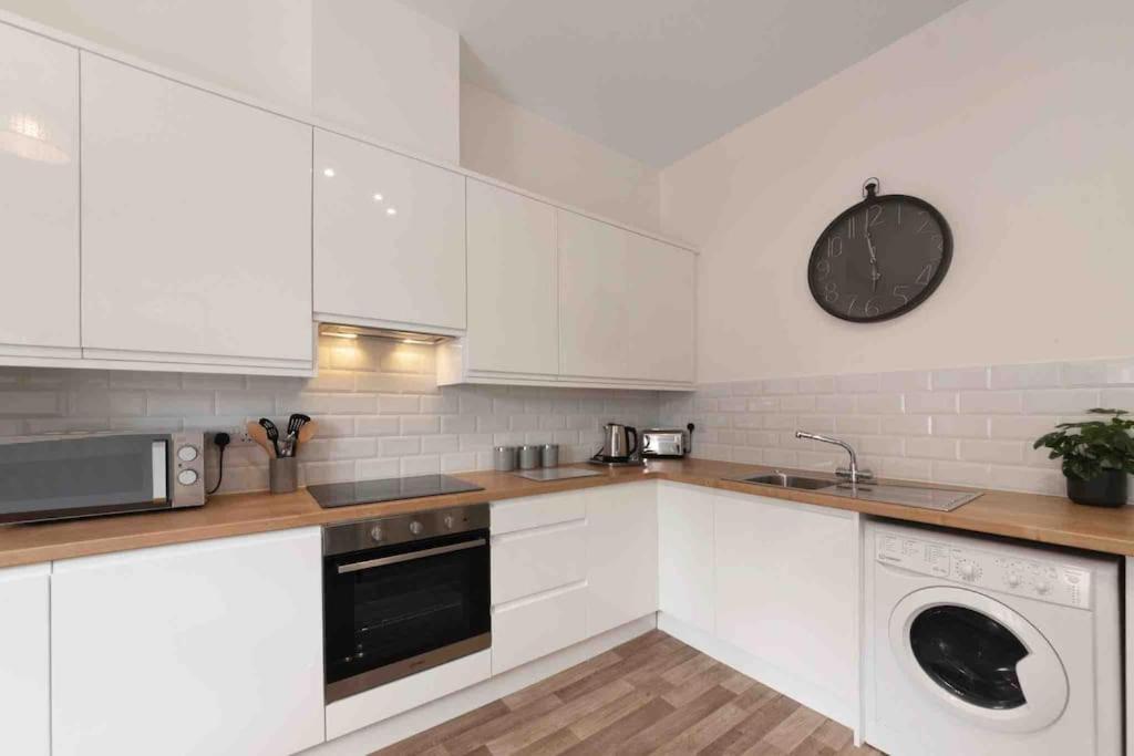 Town Center Apartment In Bishops Stortford Birchanger Exterior foto